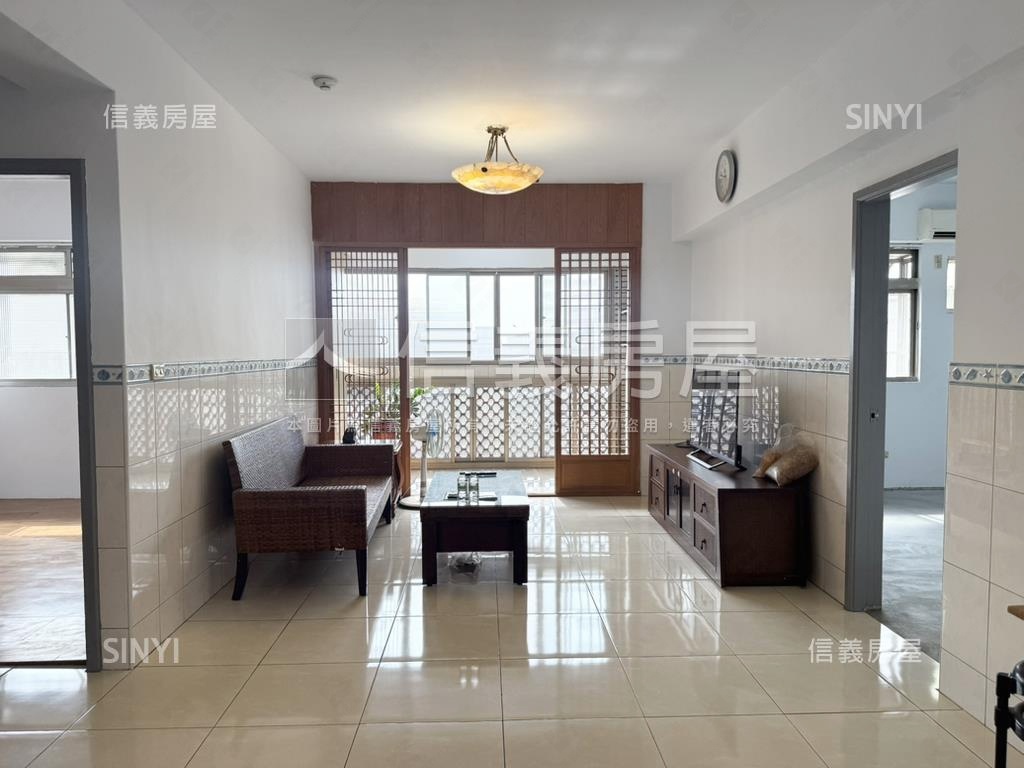 中崙一標３房明亮景觀屋房屋室內格局與周邊環境