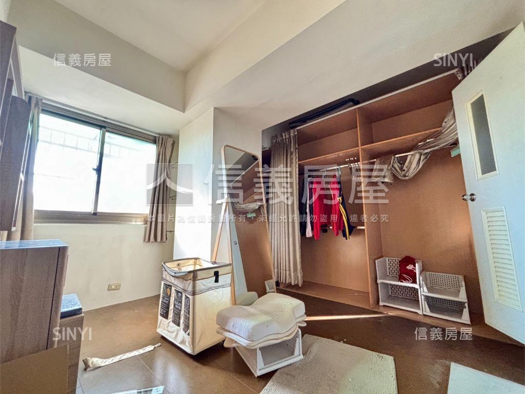 陽光華廈三房平車房屋室內格局與周邊環境