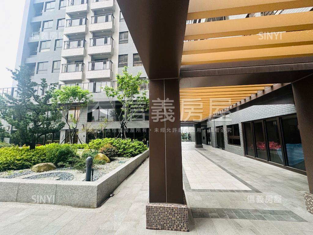 Ａ２０綻三房車位房屋室內格局與周邊環境