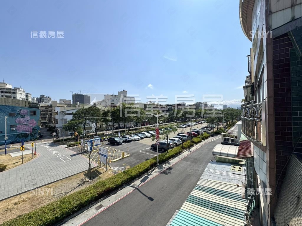 正義車站綠園道正街美透天房屋室內格局與周邊環境