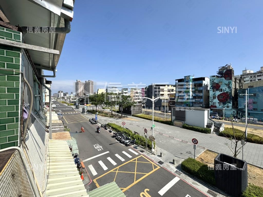 正義車站綠園道正街美透天房屋室內格局與周邊環境