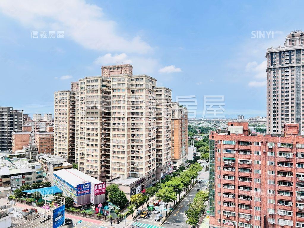 專任摩天芳鄰景觀三房車位房屋室內格局與周邊環境