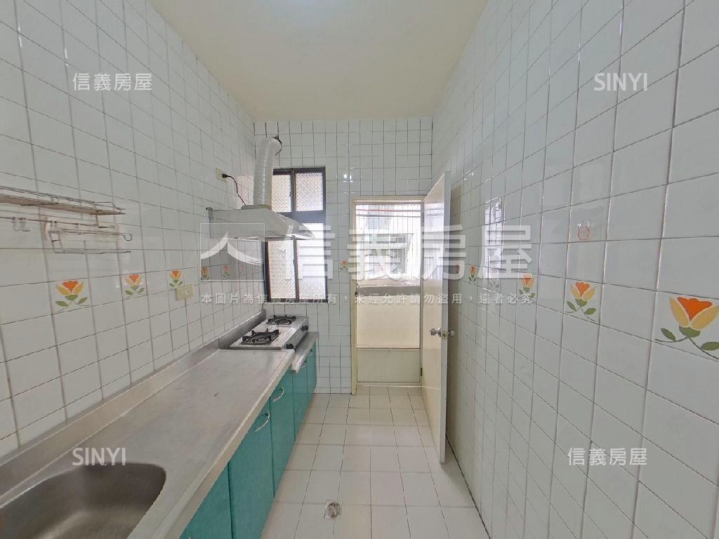 鼎泰福村方正溫馨美屋房屋室內格局與周邊環境