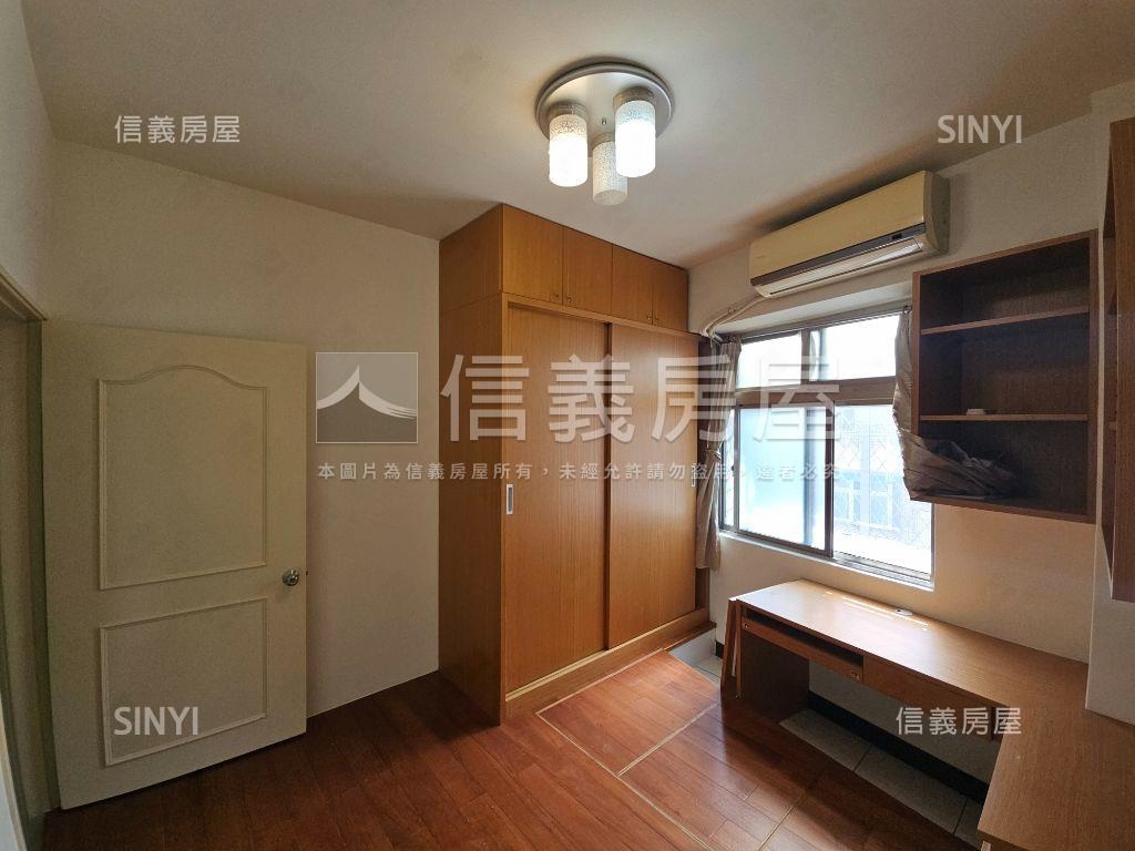 鷺江街上的電梯３房房屋室內格局與周邊環境