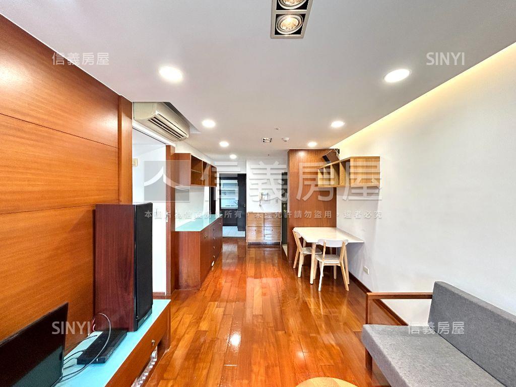 四號公園景觀２＋１車位房屋室內格局與周邊環境