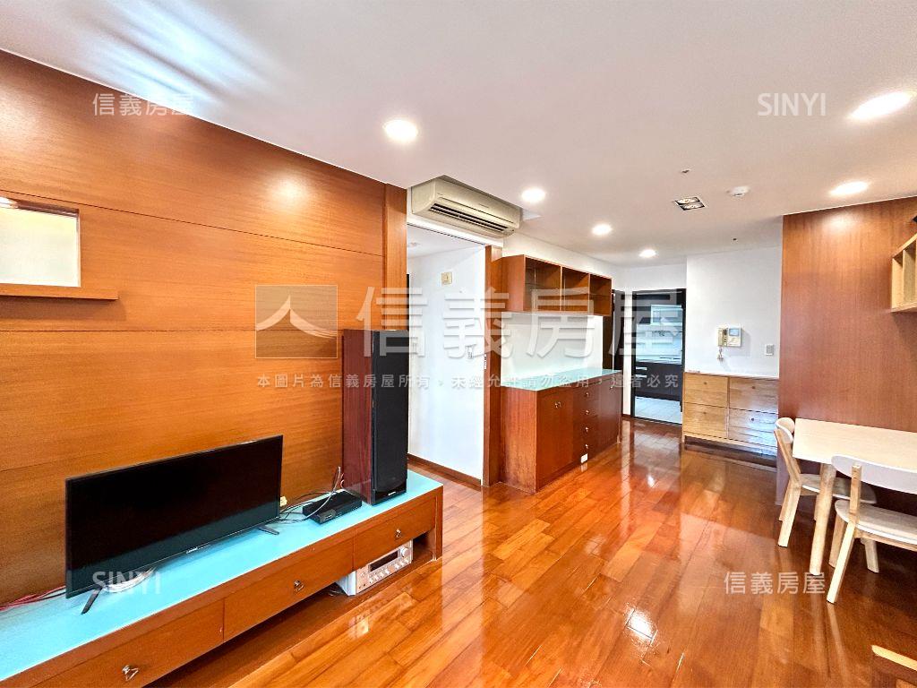 四號公園景觀２＋１車位房屋室內格局與周邊環境