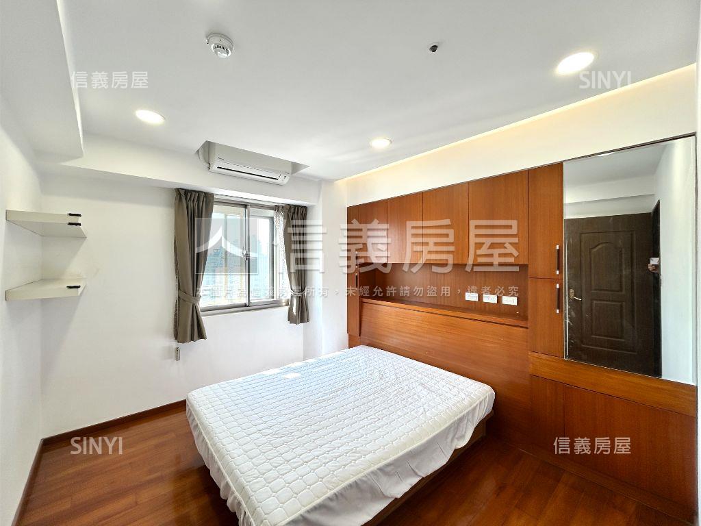 四號公園景觀２＋１車位房屋室內格局與周邊環境