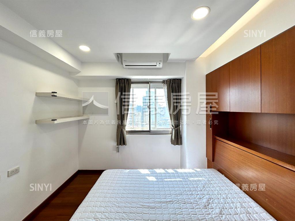 四號公園景觀２＋１車位房屋室內格局與周邊環境