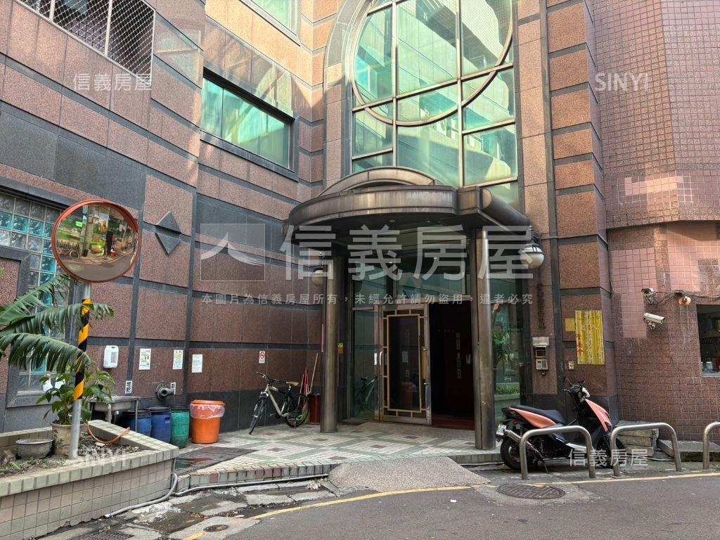 雙捷運★寶石Ａ棟稀有釋出房屋室內格局與周邊環境
