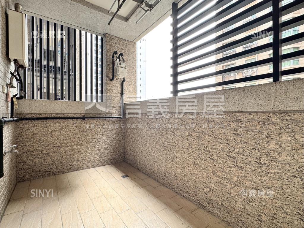 嘉磐雍翠公園視野雙平車房屋室內格局與周邊環境