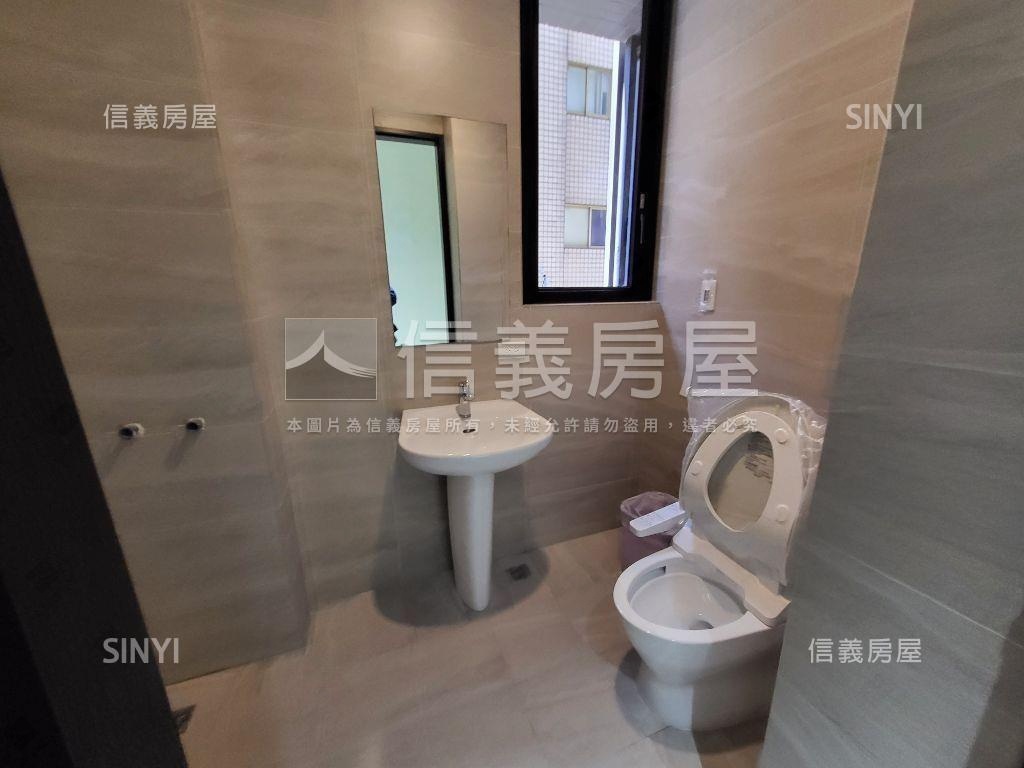 泛亞文青★世代店面房屋室內格局與周邊環境