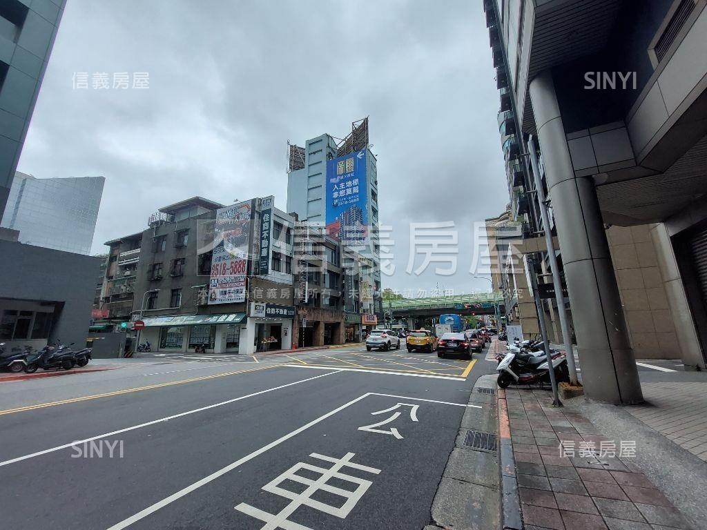 泛亞文青★世代店面房屋室內格局與周邊環境