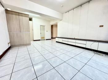 近西區美術館三房平車