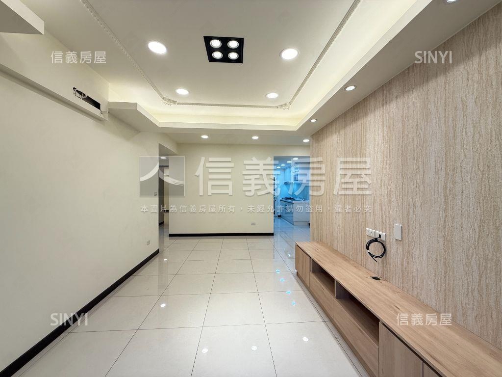 ＬＧ０９捷運裝潢美３房房屋室內格局與周邊環境