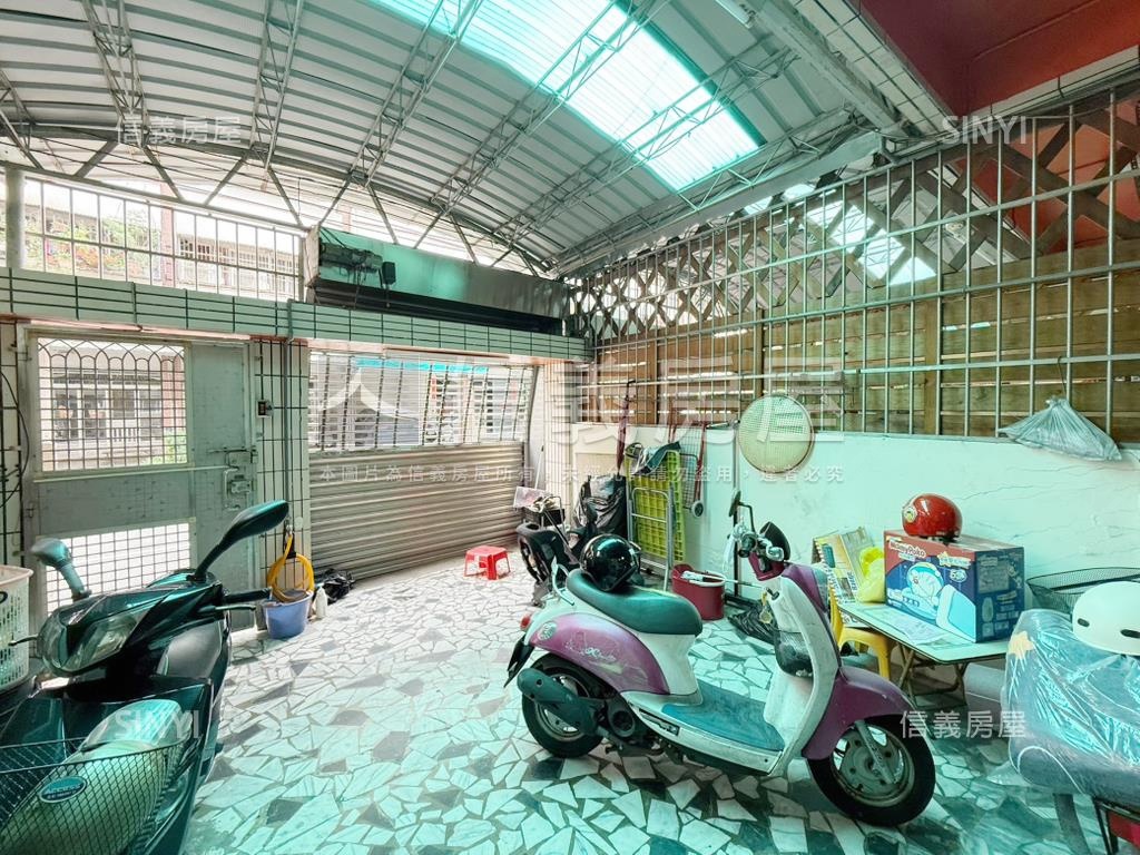 崇德近九年學區臨路透天房屋室內格局與周邊環境