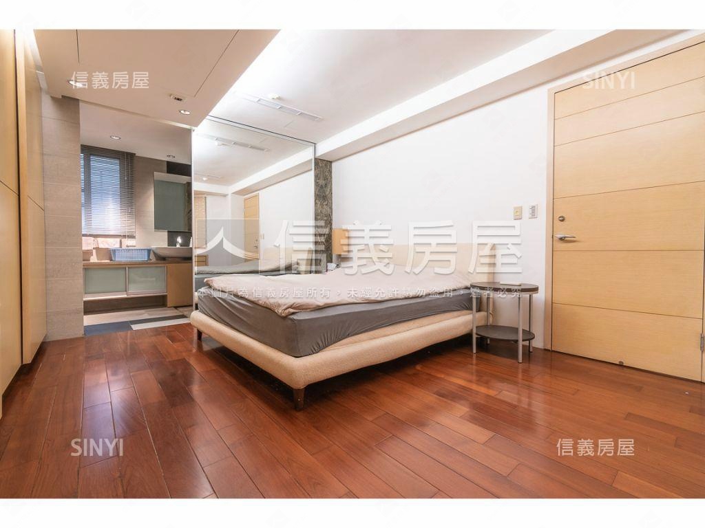 計畫區絕美花園別墅房屋室內格局與周邊環境