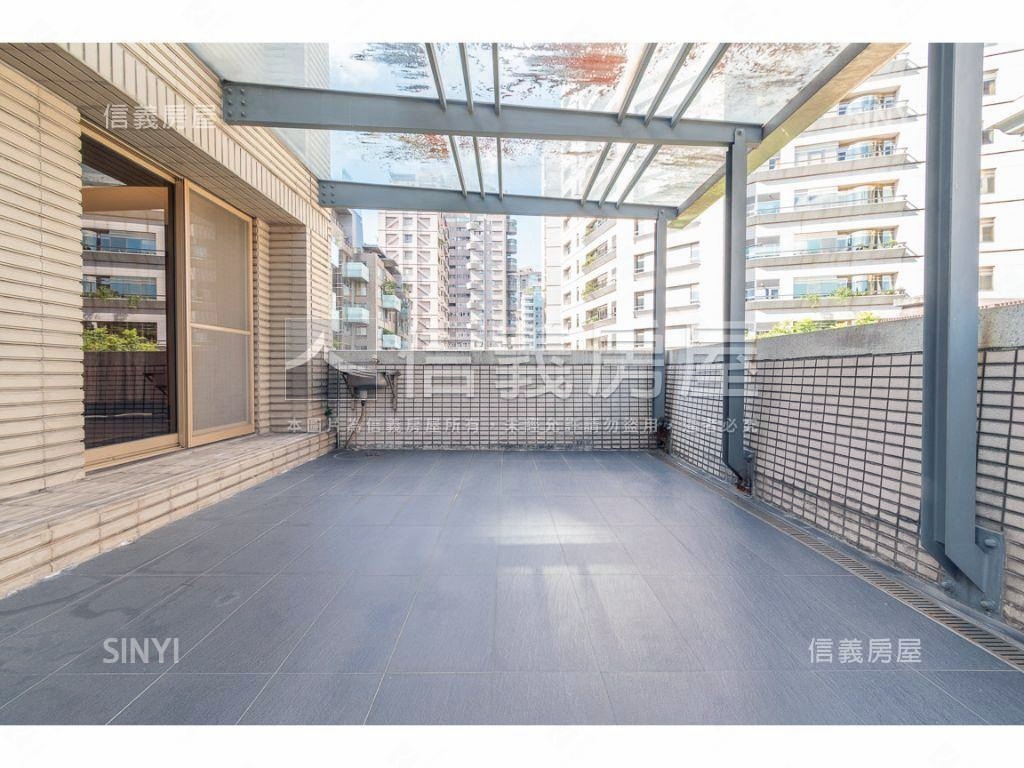 計畫區絕美花園別墅房屋室內格局與周邊環境