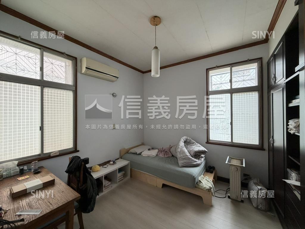 專任三面採光角間透天房屋室內格局與周邊環境