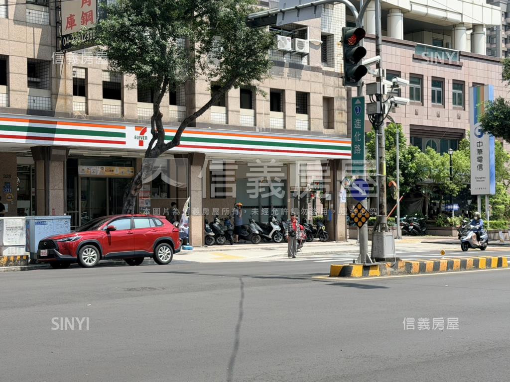 專任三面採光角間透天房屋室內格局與周邊環境