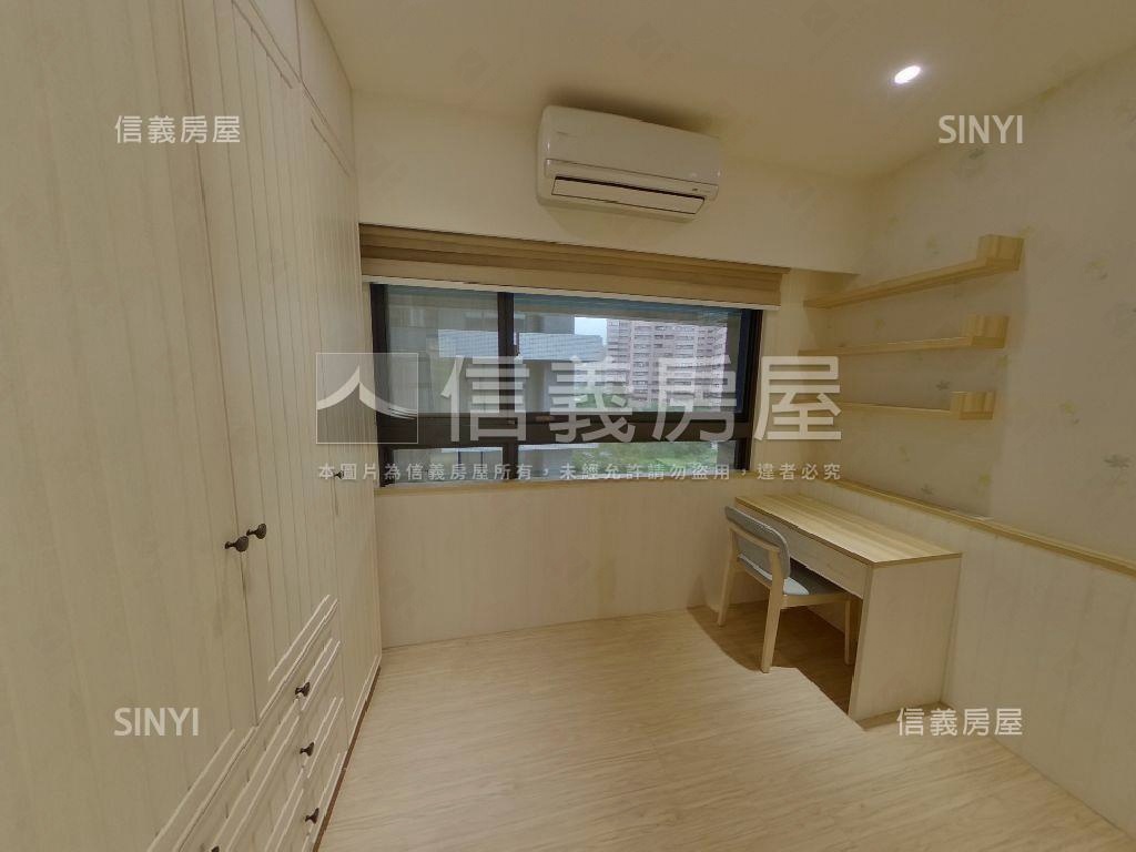 超級花園綠意遠景三房車位房屋室內格局與周邊環境