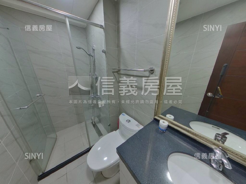 超級花園綠意遠景三房車位房屋室內格局與周邊環境
