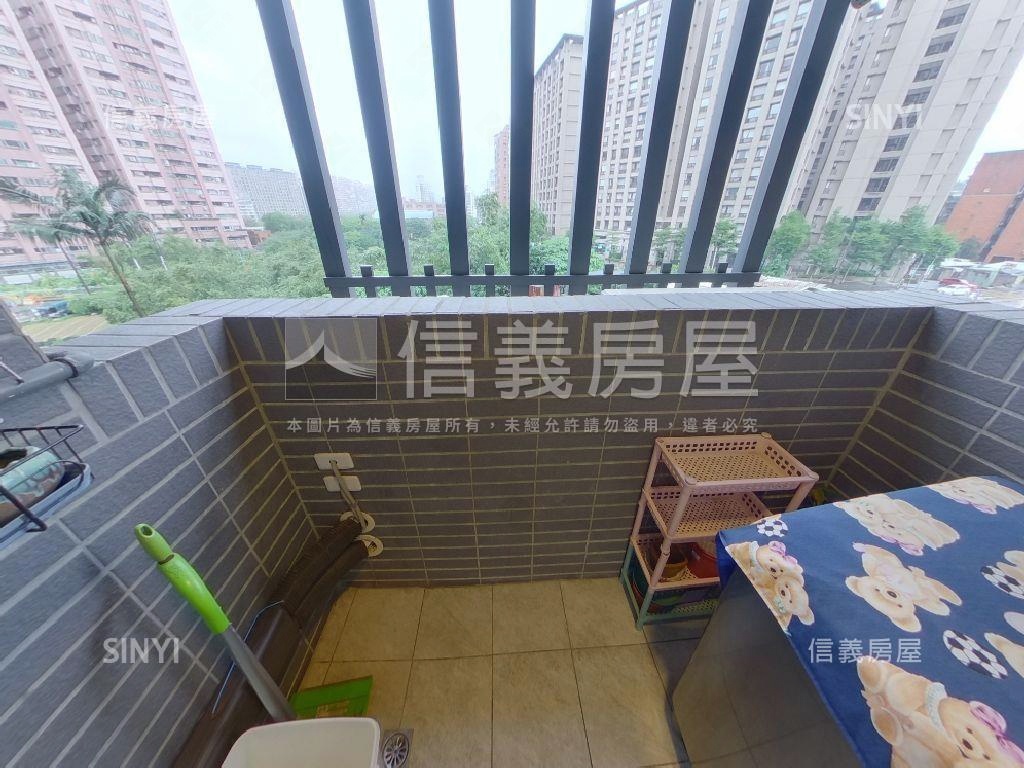 超級花園綠意遠景三房車位房屋室內格局與周邊環境