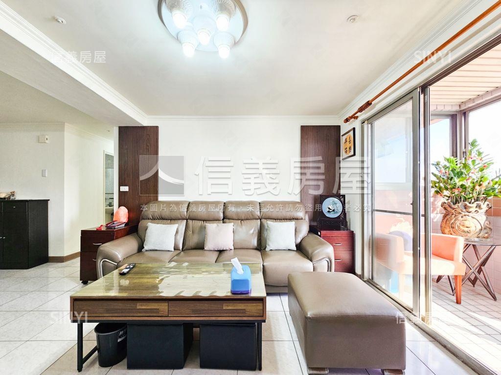 力霸高樓朝南美三房房屋室內格局與周邊環境