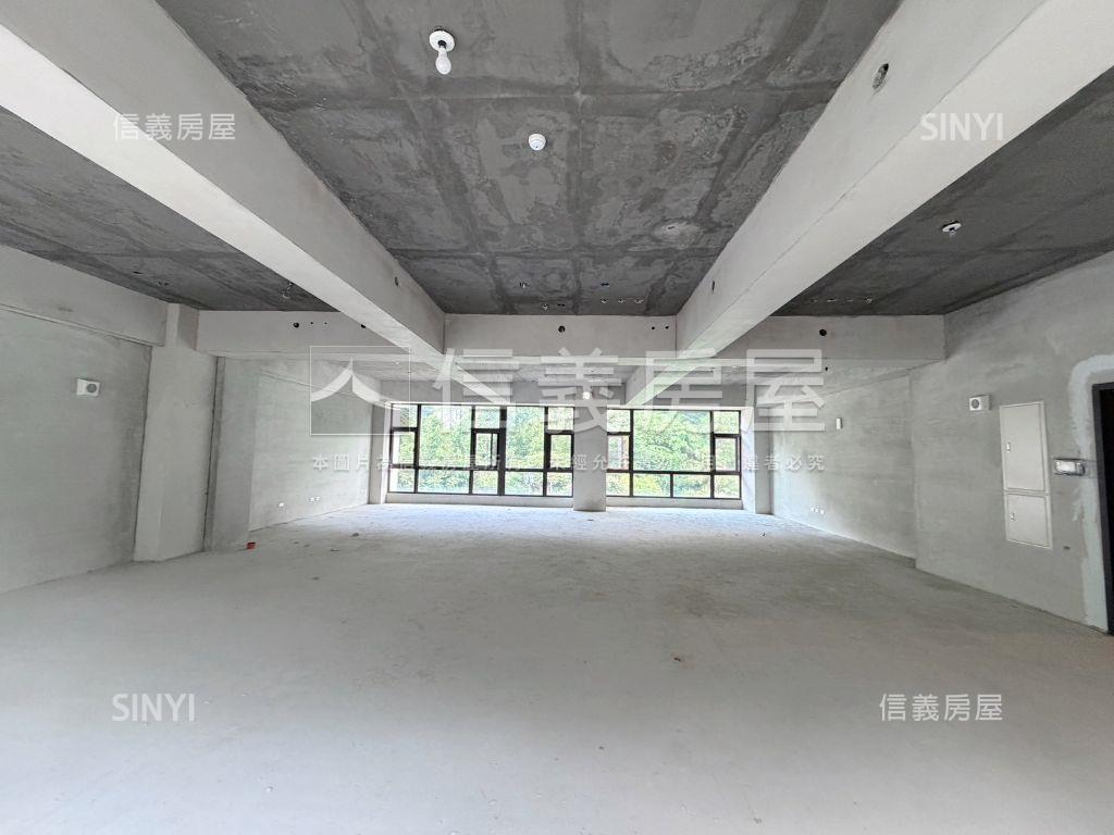 石川水岸｜石碇大空間廠辦房屋室內格局與周邊環境