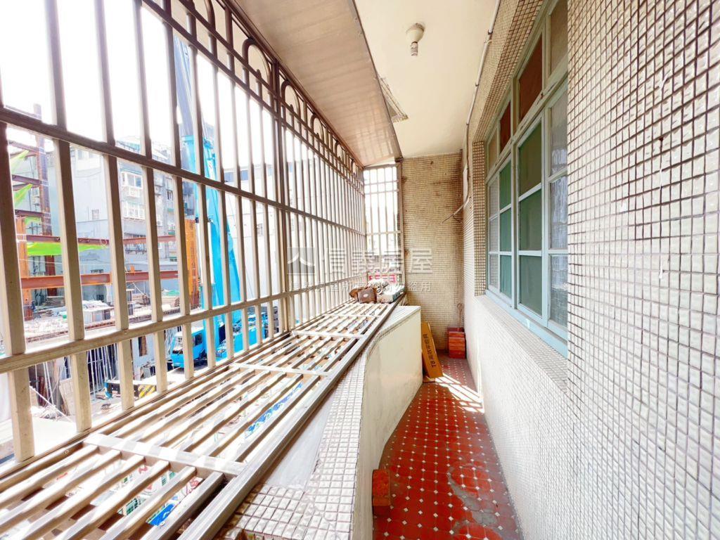 南京三民公寓３樓房屋室內格局與周邊環境