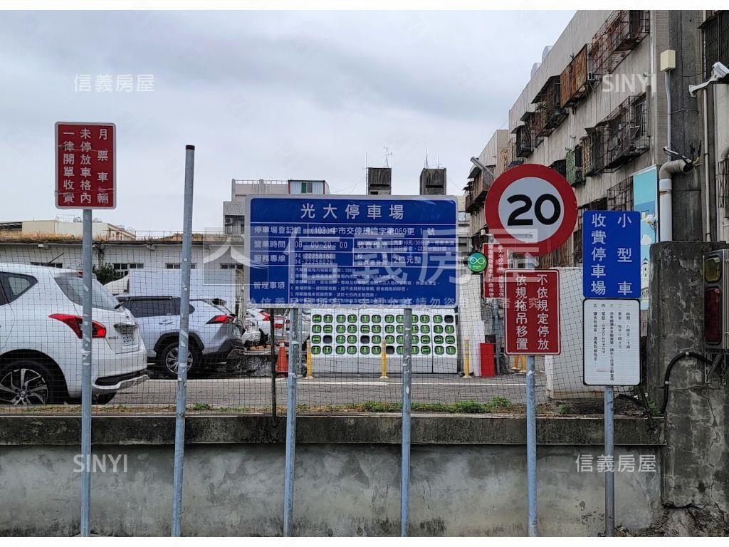 低總價近未來捷運電梯兩房房屋室內格局與周邊環境