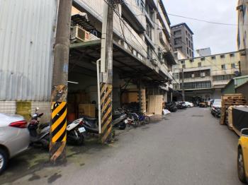 汐止福德廠房獨立梯間