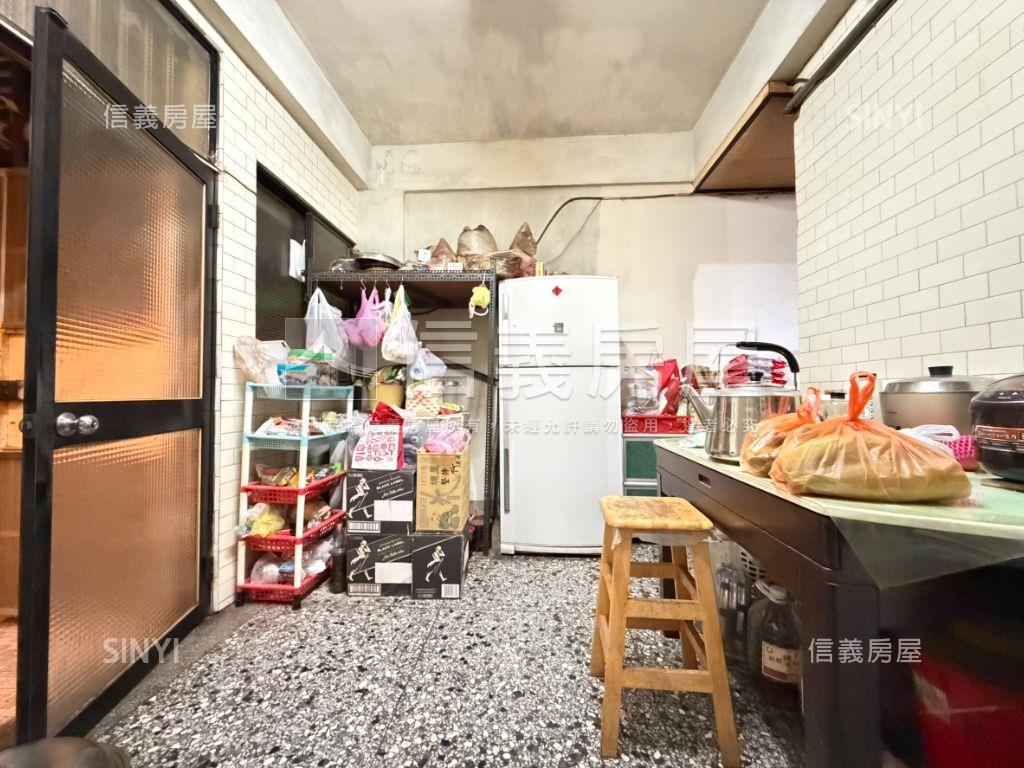 【正河南路一段】黃金透店房屋室內格局與周邊環境