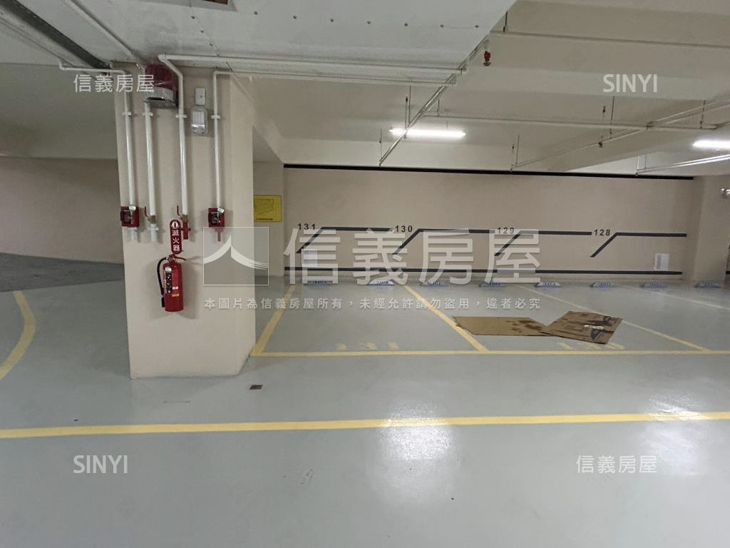銳揚巴洛克三房平車房屋室內格局與周邊環境