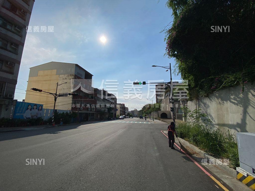 中興路店住房屋室內格局與周邊環境