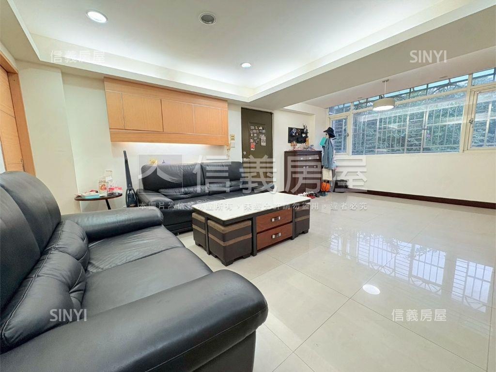 ★新接專任面公園三房★房屋室內格局與周邊環境