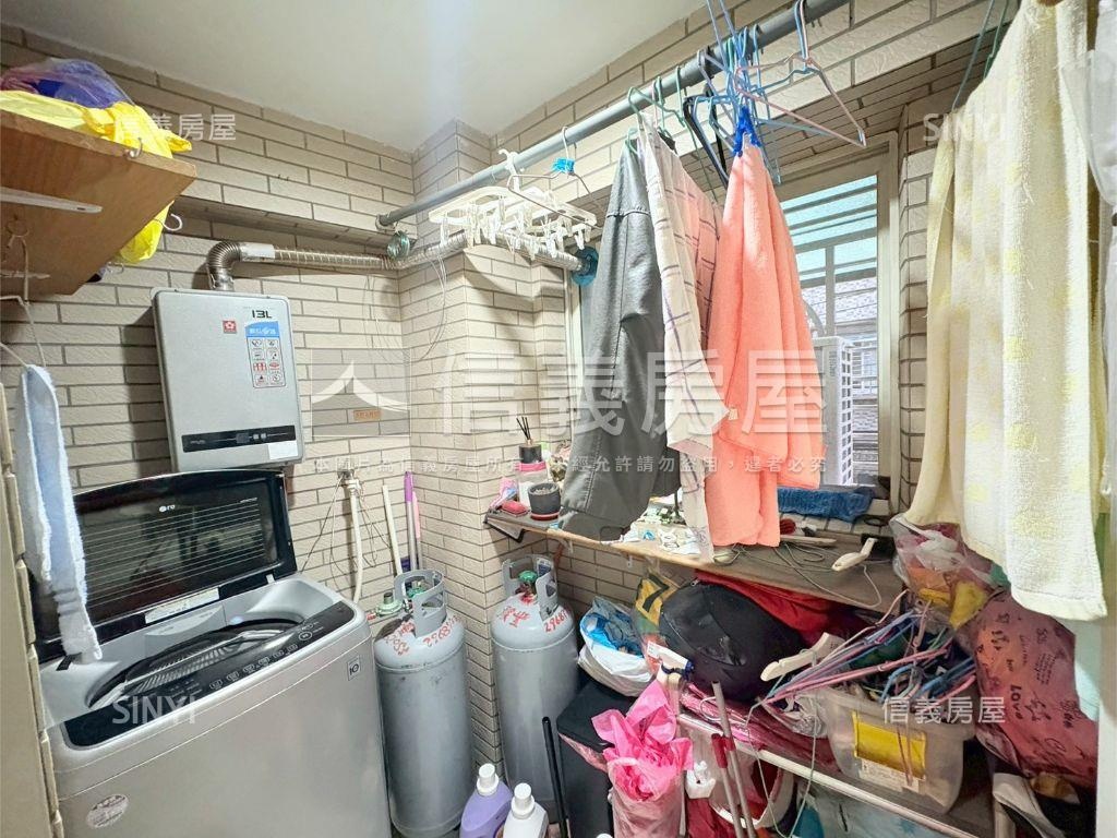 ★新接專任面公園三房★房屋室內格局與周邊環境