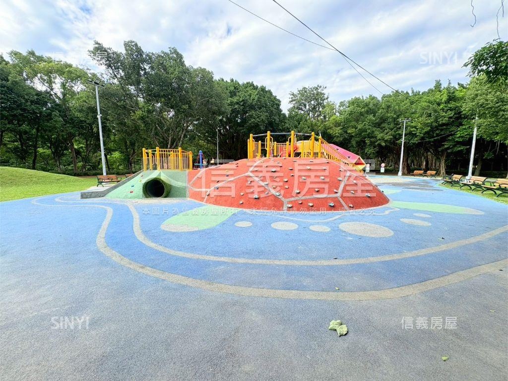 ★新專任面公園電梯三房★房屋室內格局與周邊環境