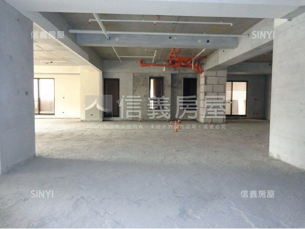 國家盛宴豪宅典範四平車房屋室內格局與周邊環境