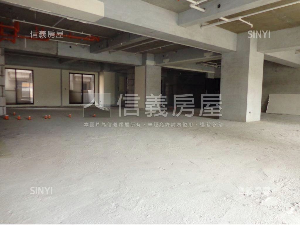 國家盛宴豪宅典範四平車房屋室內格局與周邊環境