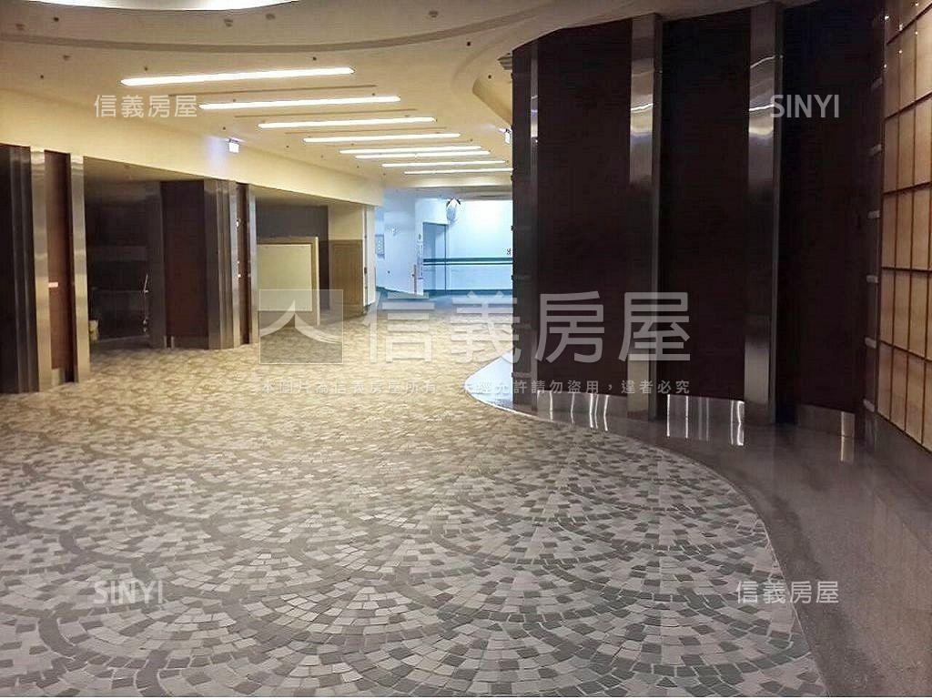 國家盛宴豪宅典範四平車房屋室內格局與周邊環境