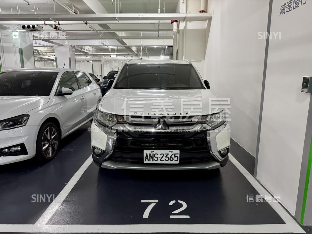 多城市ＩＩ兩房平車房屋室內格局與周邊環境