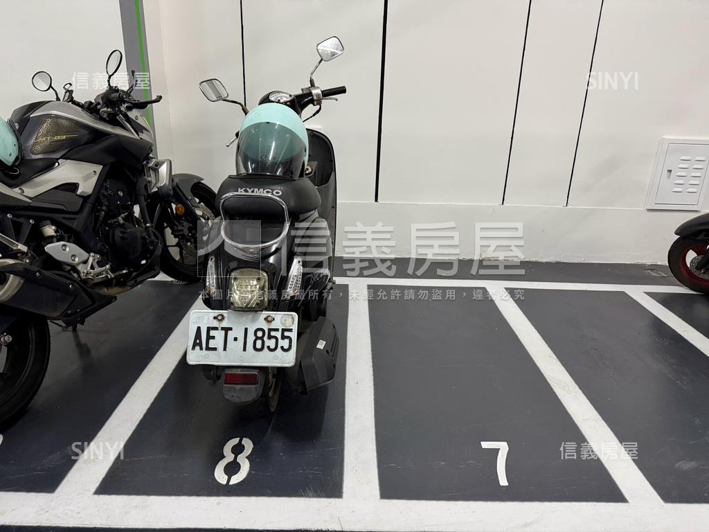 多城市ＩＩ兩房平車房屋室內格局與周邊環境