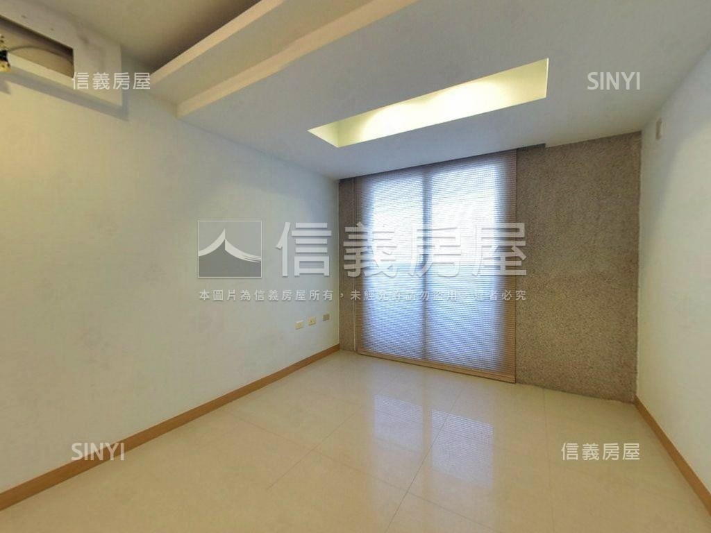 紐約川普高樓大三房房屋室內格局與周邊環境