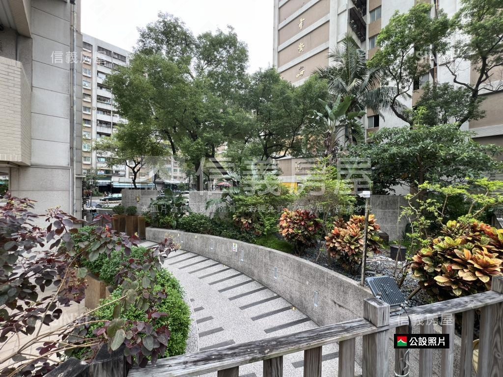 紐約川普高樓大三房房屋室內格局與周邊環境