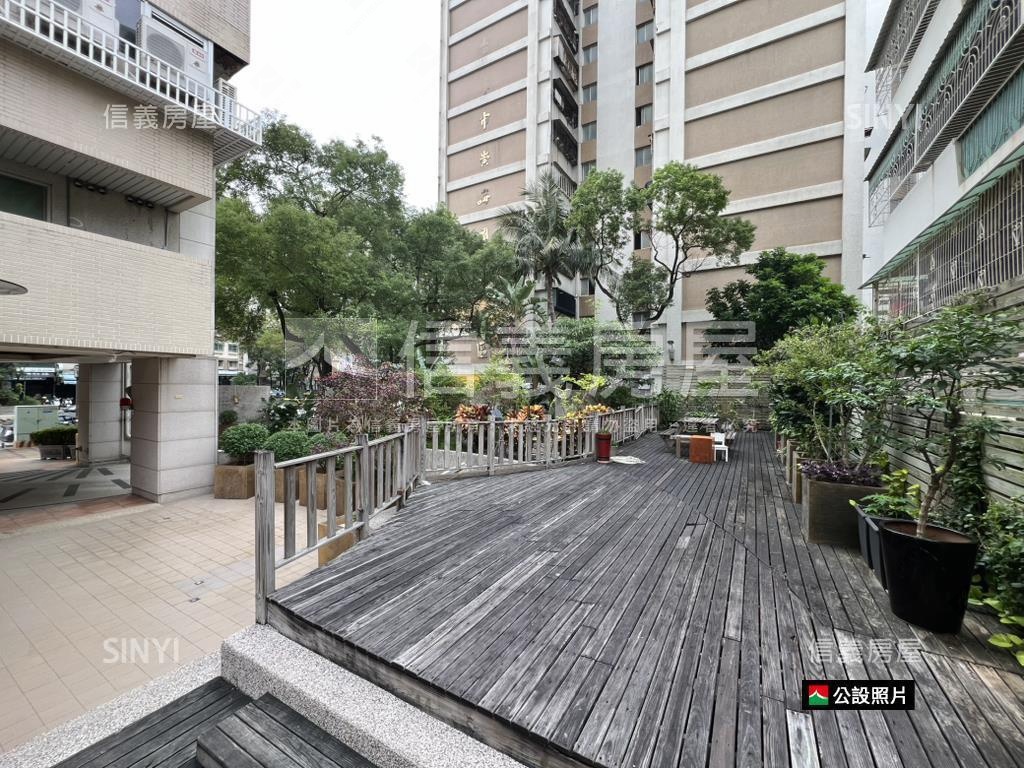 紐約川普高樓大三房房屋室內格局與周邊環境