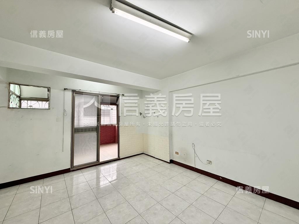 翠文街正四樓小邊間靓車墅房屋室內格局與周邊環境