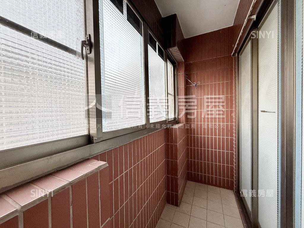 翠文街正四樓小邊間靓車墅房屋室內格局與周邊環境