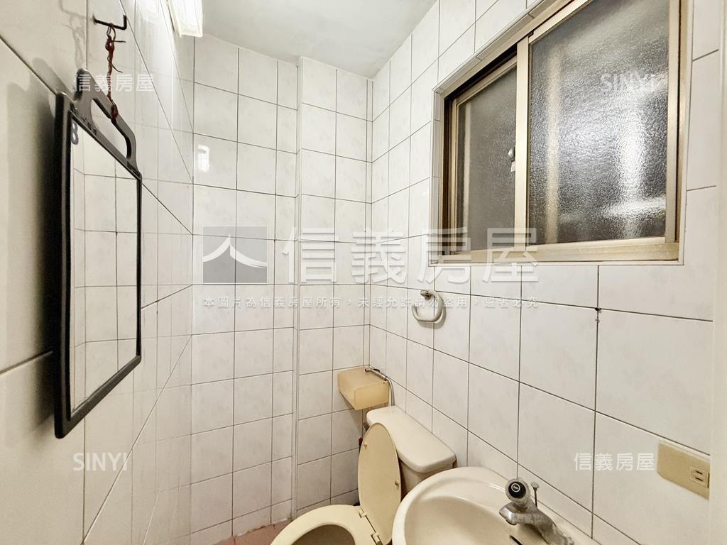 翠文街正四樓小邊間靓車墅房屋室內格局與周邊環境