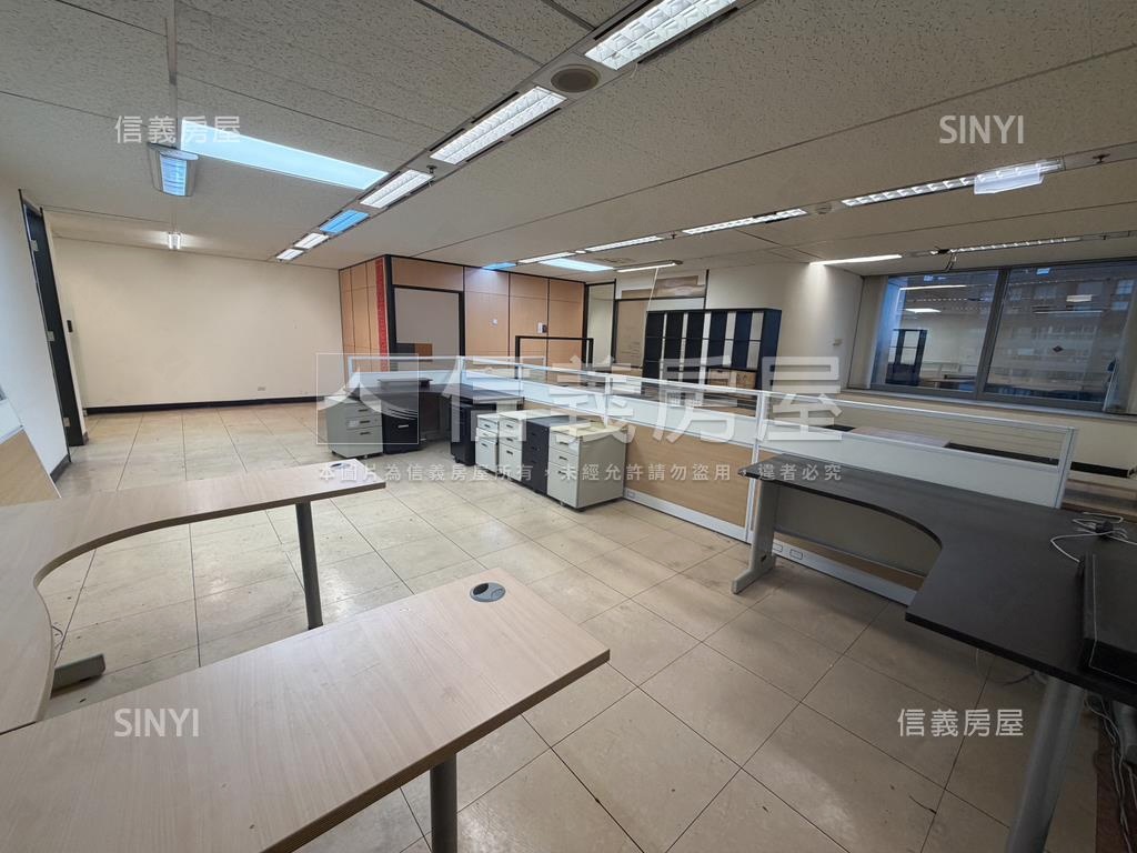正隆廣場景觀辦公室房屋室內格局與周邊環境
