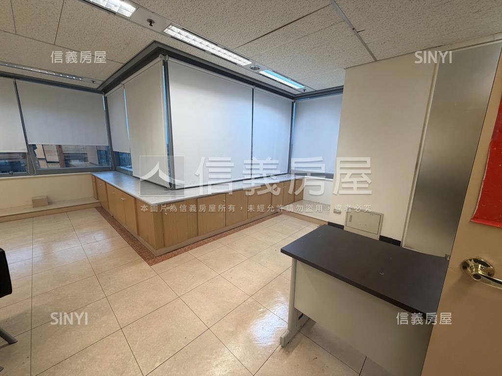 正隆廣場景觀辦公室房屋室內格局與周邊環境